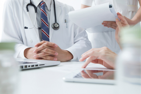 変形性膝関節症　人工関節